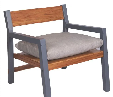 Sillón Tramontina Mistral Tapizado en Madera de Teca y Tauari con Acabado Barnizado