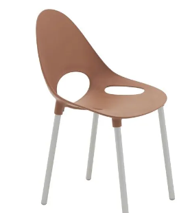 Silla Tramontina Summa Elisa en Polipropileno Terracota con Patas de Aluminio Anodizado